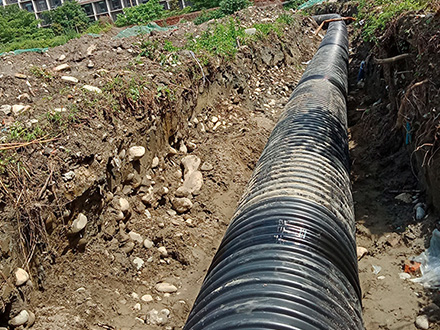 聚丙烯frpp管材已成為發(fā)展前景較好的新型管材?